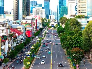 Bán nhà đường lê lợi, p. sài gòn, 50.1m2. kế saigon centre, kem bạch đằng