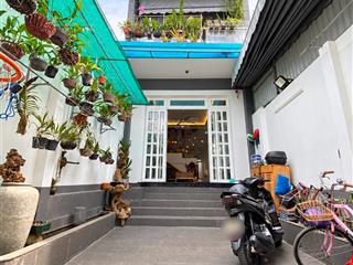 Nguyên căn 5pn sân rộng gần vạn phúc city  cân nhơn hoà