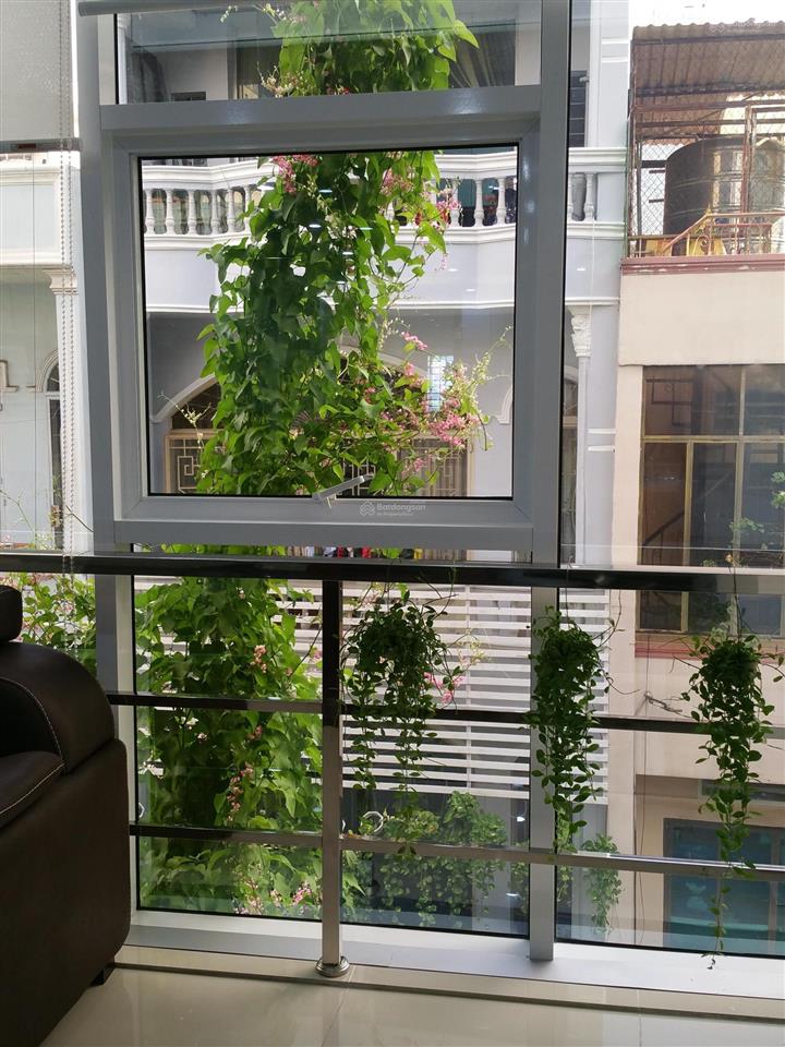Văn phòng cho thuê đường cộng hoà  tầng 1  60m2