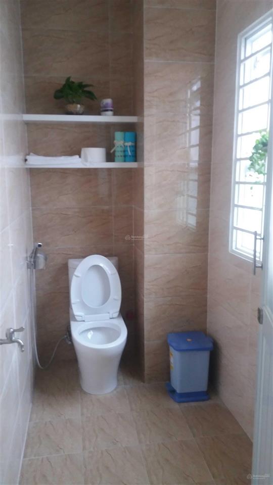 Văn phòng cho thuê đường cộng hoà  tầng 1  60m2