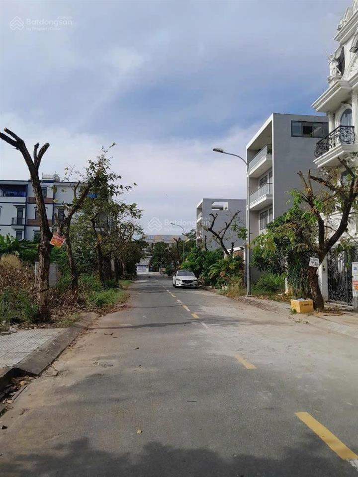 Bán nhà mặt tiền siêu dòng tiền
