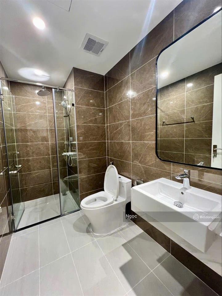 Chính chủ  căn 2pn1wc 54m khu imperia  sát hồ, cạnh 2 nhà để xe  giá 3,870 tỷ bao phí  full đồ
