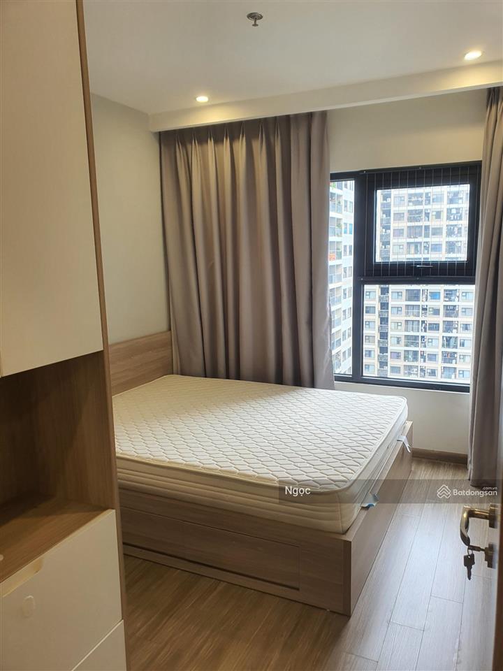 Bán căn 1pn+1, 43m2, nội thất mới giá 3,030 tỷ bao phí view bể bơi cực chillcông năng như căn 2pn