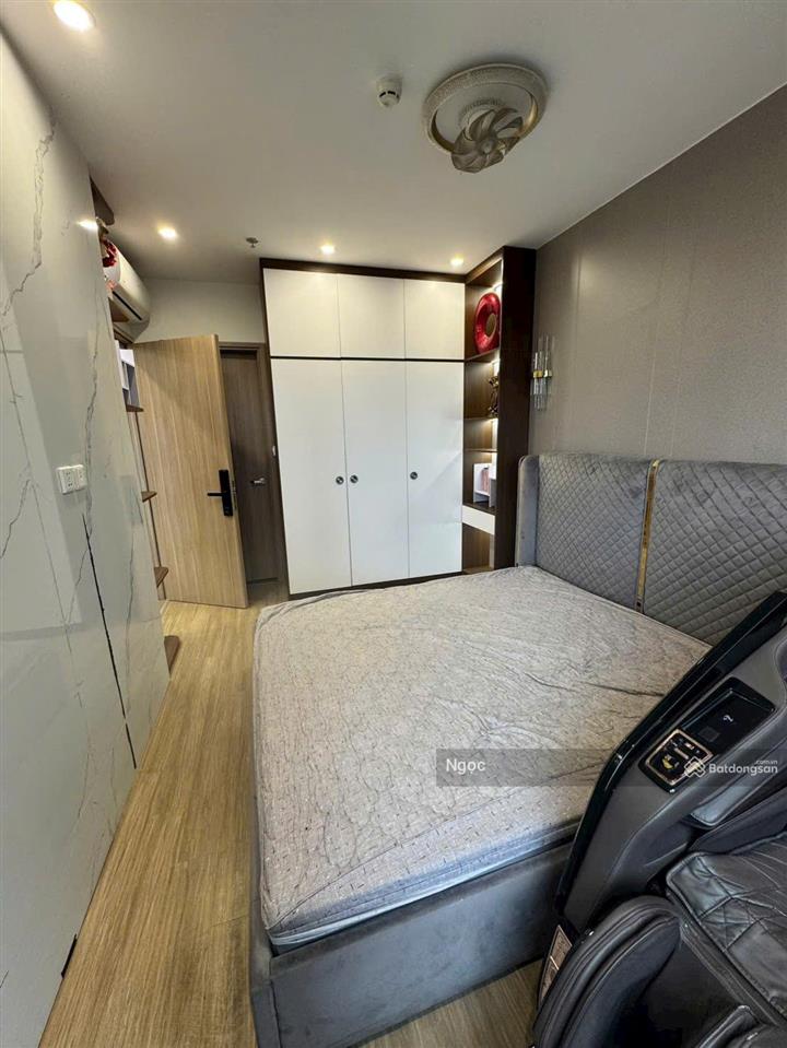 Căn góc 2pn+1 dt 64m², full nt giá 4,360 tỷ bao phí tầng trung view nội khu sẵn sổ có hỗ trợ vay