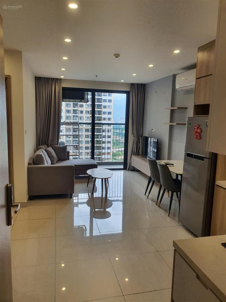 Gấp! bán nhanh căn 1pn+1 dt 43m2 đủ nội thất tại vin smart tầng trung, view bể bơi, 3,085tỷ bao phí