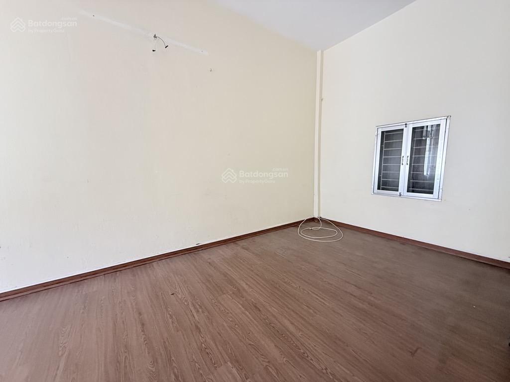 Phân lô bộ công an, hoàng văn thái, phương liệt, lô góc, ô tô tránh.