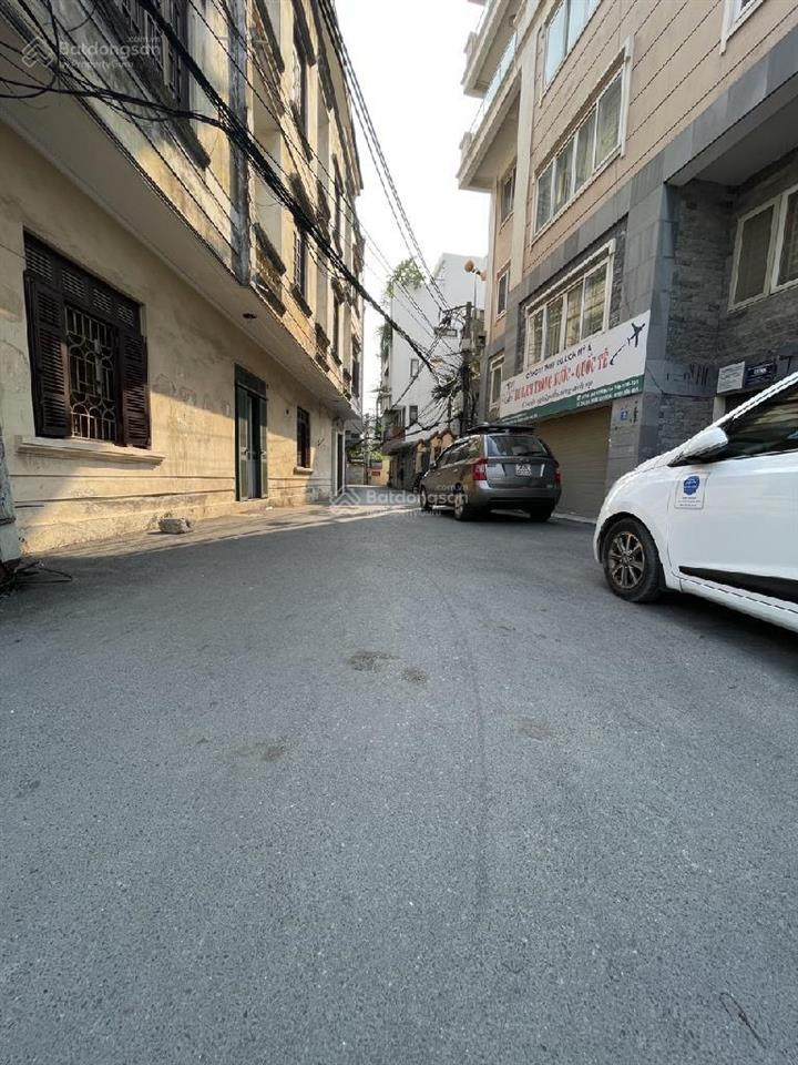 Phân lô trường chinh, ô tô đỗ cổng, sát phố