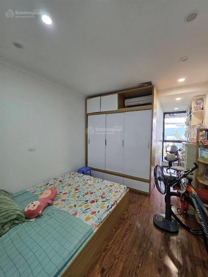 Phân lô trường chinh, ô tô đỗ cổng, sát phố