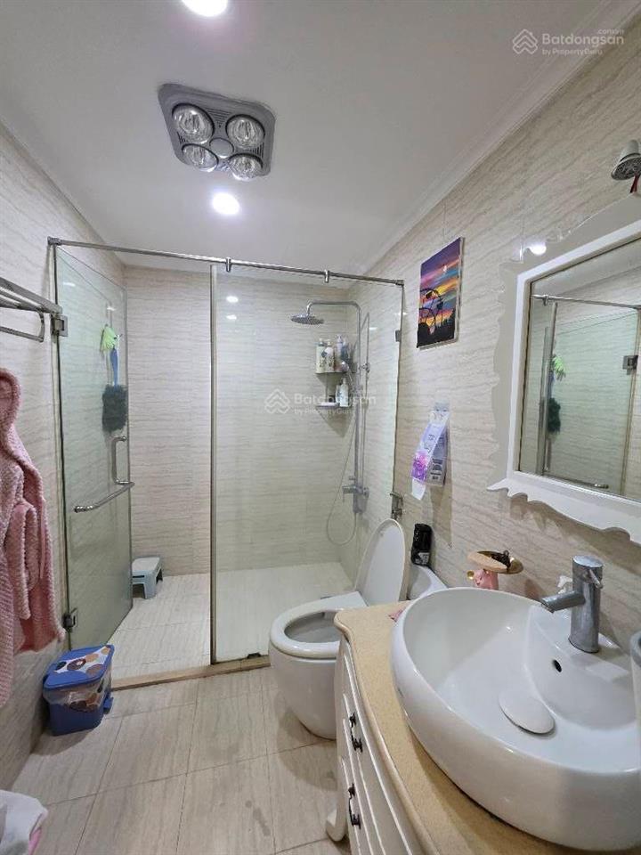 Phân lô trường chinh, ô tô đỗ cổng, sát phố