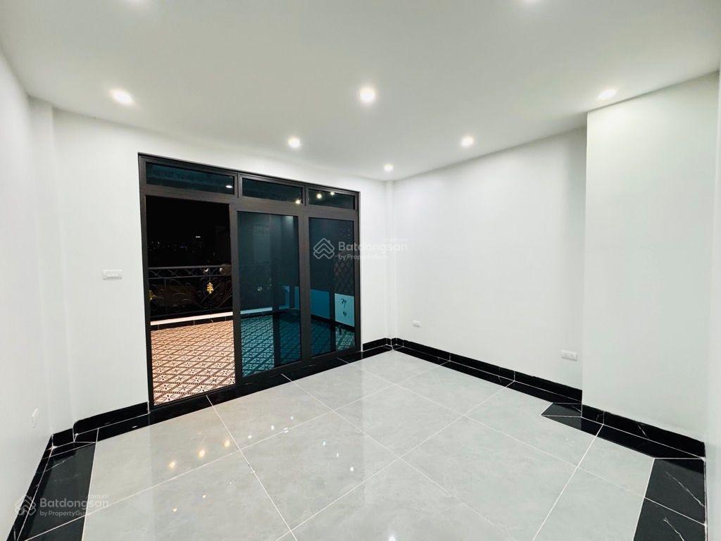 Phố vip hoàng văn thái, phân lô bộ công an, 6 tầng thang máy, nội thất đẹp