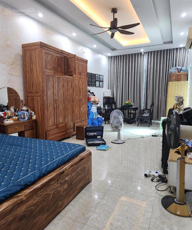 Mặt ngõ kinh doanh lõi thanh xuân, giá tốt, ô tô qua nhà, lô góc 3 thoáng