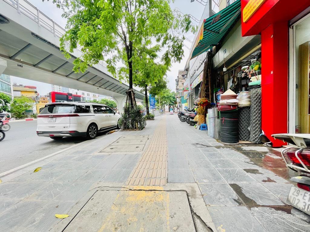 Mặt phố minh khai, kinh doanh, nhà mới thang máy, qh ổn định, hiếm có khó tìm
