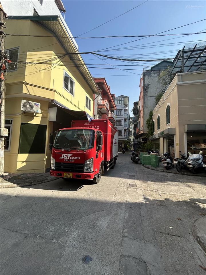 Biệt thự hai bà trưng, phân lô vỉa hè ô tô, vị trí đỉnh cao, thông số hiếm có khó tìm