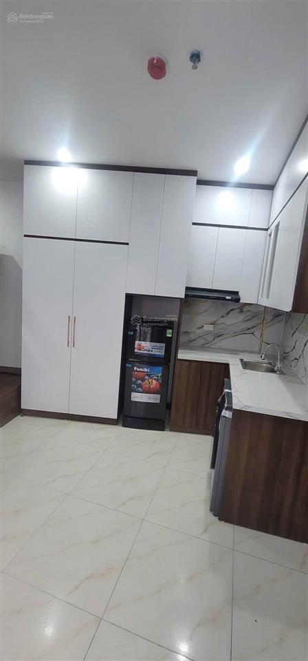 Ccmn 6 tầng thang máy mới tinh, dòng tiền tốt, lãi vốn rẻ