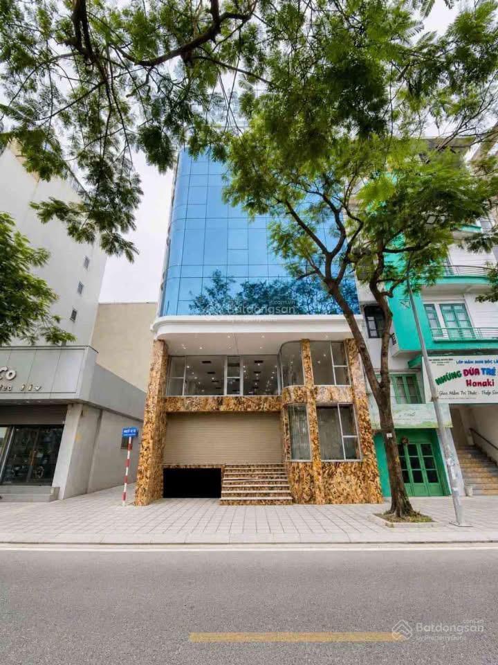 Mặt phố 9 tầng tm, hx lê trọng tấn thanh xuân, dt 200m2 mt9m, lô góc, giá tốt khu vực