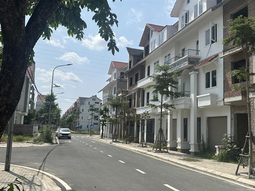 Bán lk kề cienco5 tân lập  xã hoài đức mới