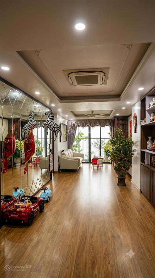 Hạ tầng phía tây tăng tốc căn ct5ct6 đẹp đang còn những căn nào?