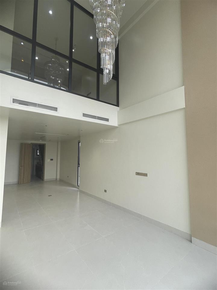 Hiếm! nguyễn khánh toàn 9 tầng vỉa hè oto thang máy văn phòng giá chỉ 30.999 tỷ