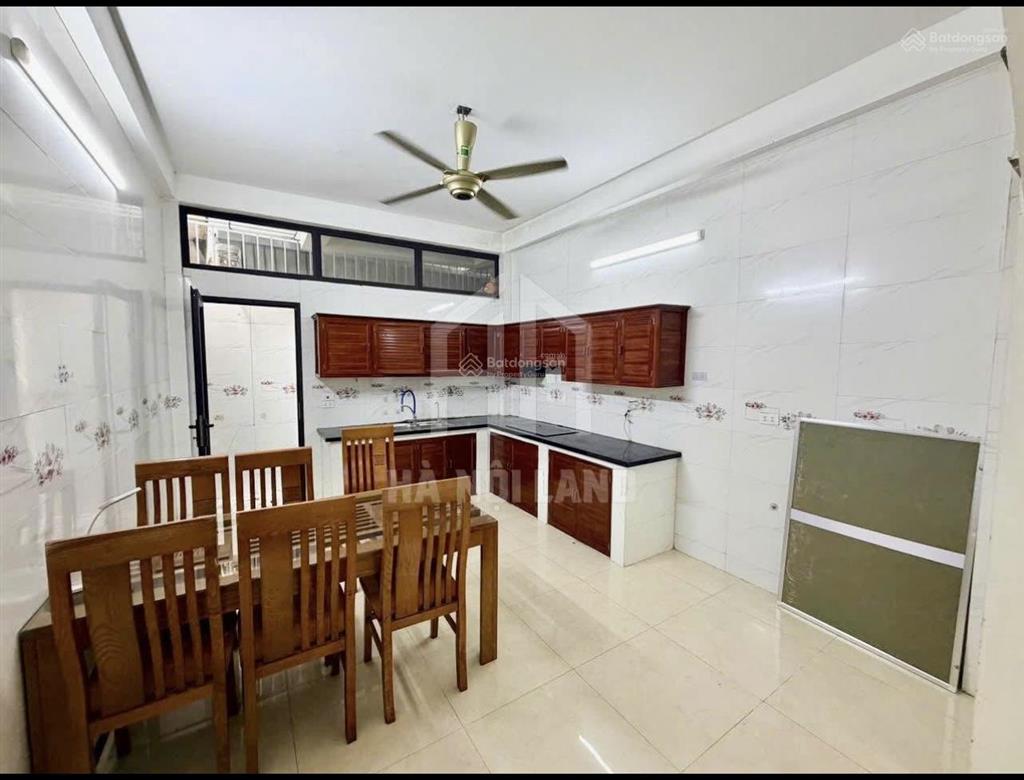 Chỉ nhỉnh 8 tỷ sở hữu ngay nhà đẹp ô tô đỗ cửa 70m