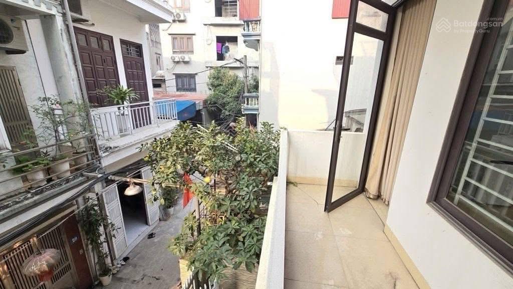 Chỉ nhỉnh 8 tỷ sở hữu ngay nhà đẹp ô tô đỗ cửa 70m