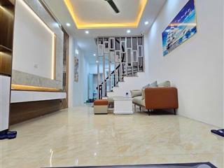 Kim giang nhà đẹp full nội thất ngõ thông gần kđt đại kim 2 mặt thoáng 38m2  5 tầng 5 phòng ngủ