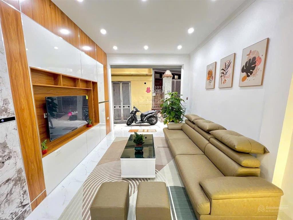 Tân triều ngõ thông các ngả gần ô tô kinh doanh gia đình nhà đẹp long lanh 37 m 5 tầng chỉ 8.4 tỷ