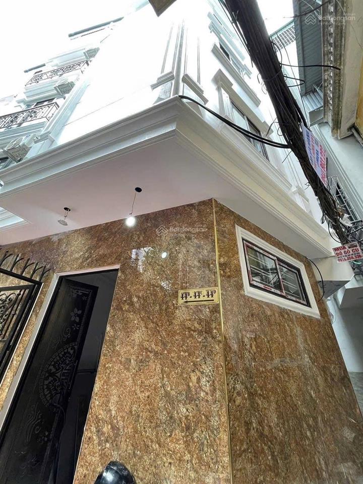 Đống đa 6 tầng thang máy nhà mới koong gần phố 35m chỉ 10.5 tỷ