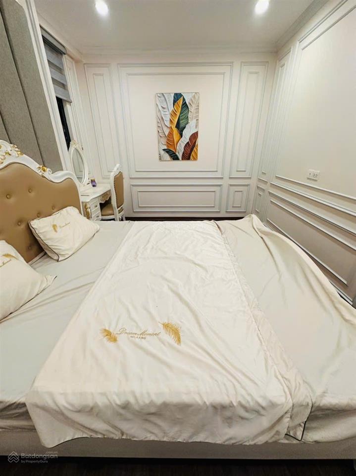 Cần bán gấp chung cư thiên niên kỷ nhà đẹp full nội thất  dt 62m2, 2 phòng ngủ chỉ 5,6 tỷ