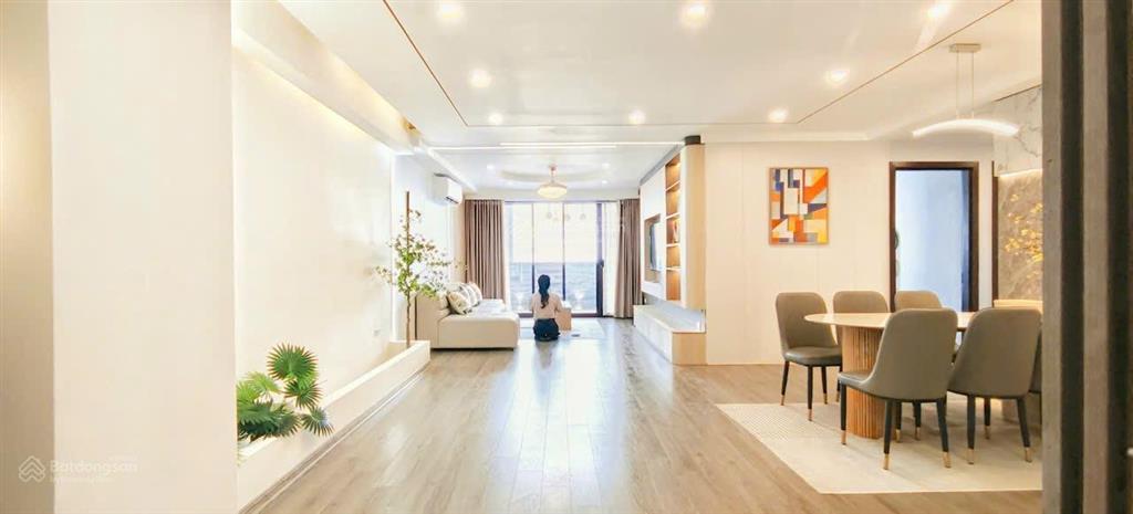 Rẻ ở hà đông 4 phòng ngủ nhà đẹp long lanh 146 m2 mặt phố chỉ 6.9 tỷ
