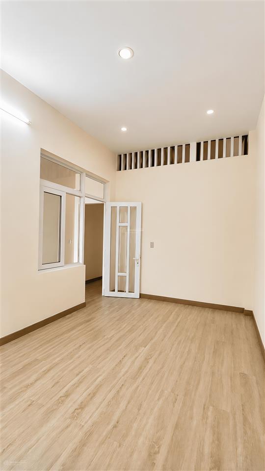 Nhà nguyên căn 444m2 diện tích sử dụng mặt tiền đường trần hưng đạo