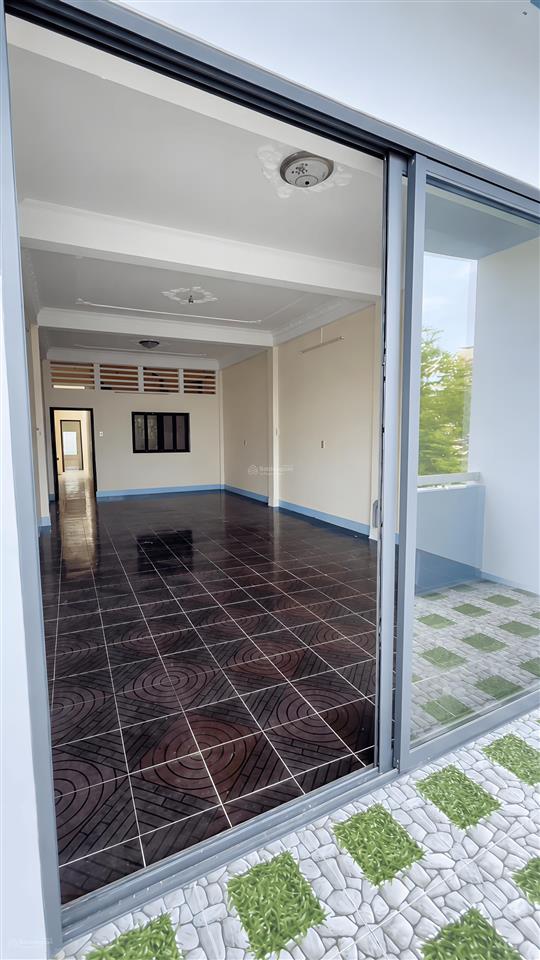 Nhà nguyên căn 444m2 diện tích sử dụng mặt tiền đường trần hưng đạo