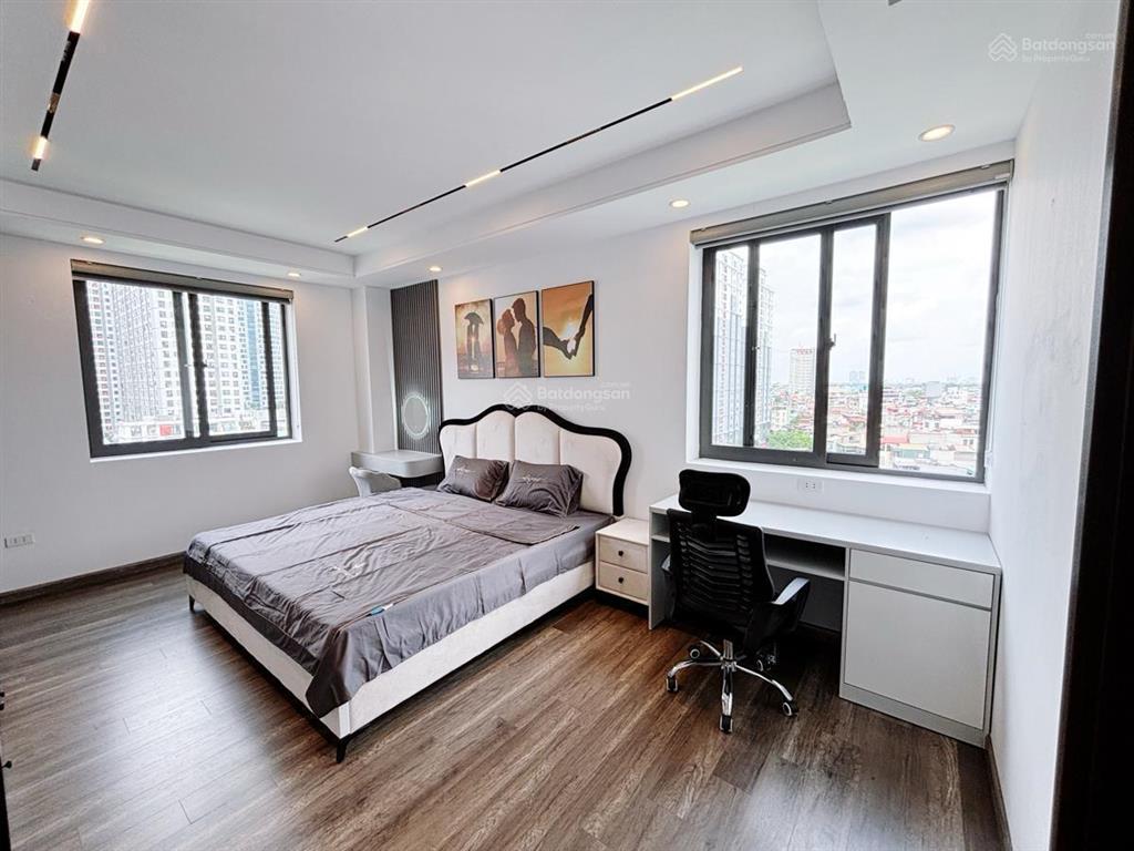 Cực hiếm cc minh khai sát time city, 4 mặt thoáng view hồ 100m2  4 ngủ, full nội thất cao cấp