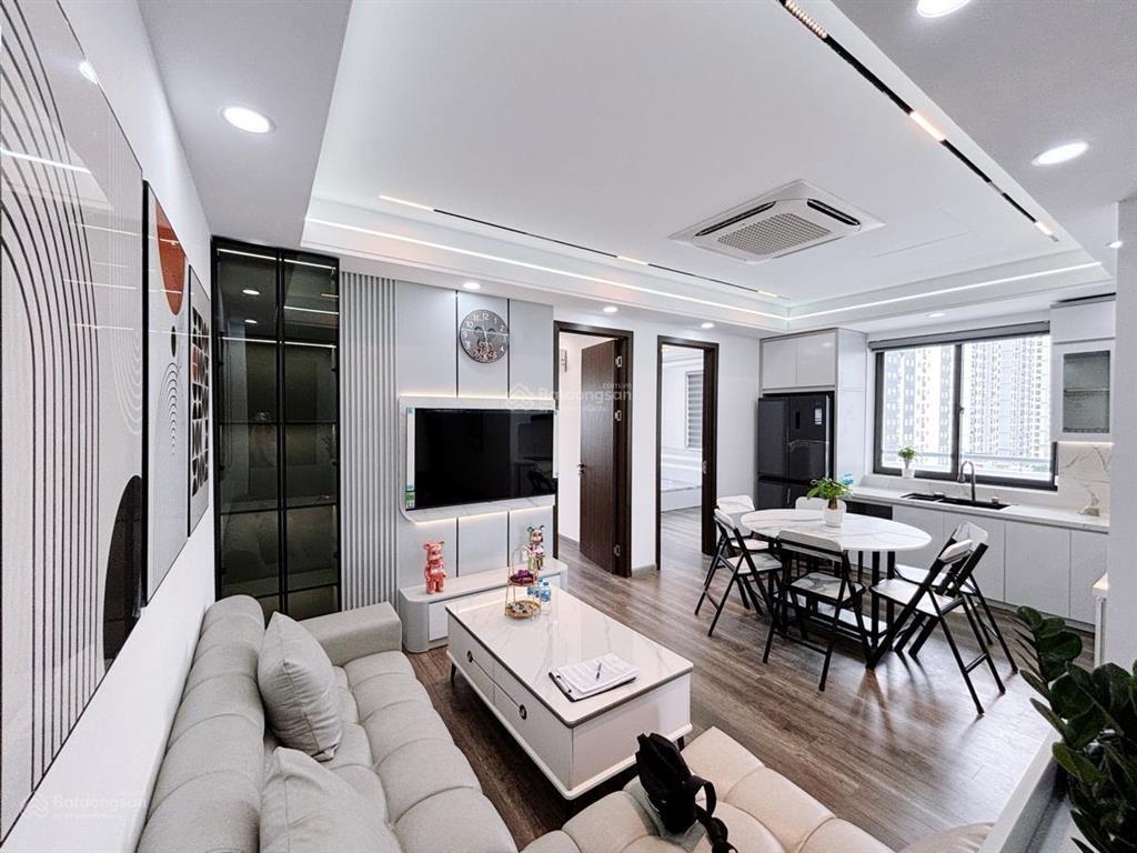 Cực hiếm cc minh khai sát time city, 4 mặt thoáng view hồ 100m2  4 ngủ, full nội thất cao cấp