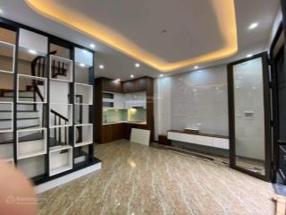 Siêu ngon . trương định 38m 3 ngủ ngõ ba gác cách ô tô tránh 30m , gần chợ trường các cấp full nt