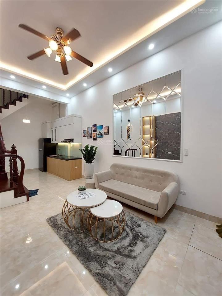 Hiếm .bán nhà phố vọng 32m5tg  gần đh bách kinh xây cách phố 50m vừa ở vừa cho thuê hsis ra tiền