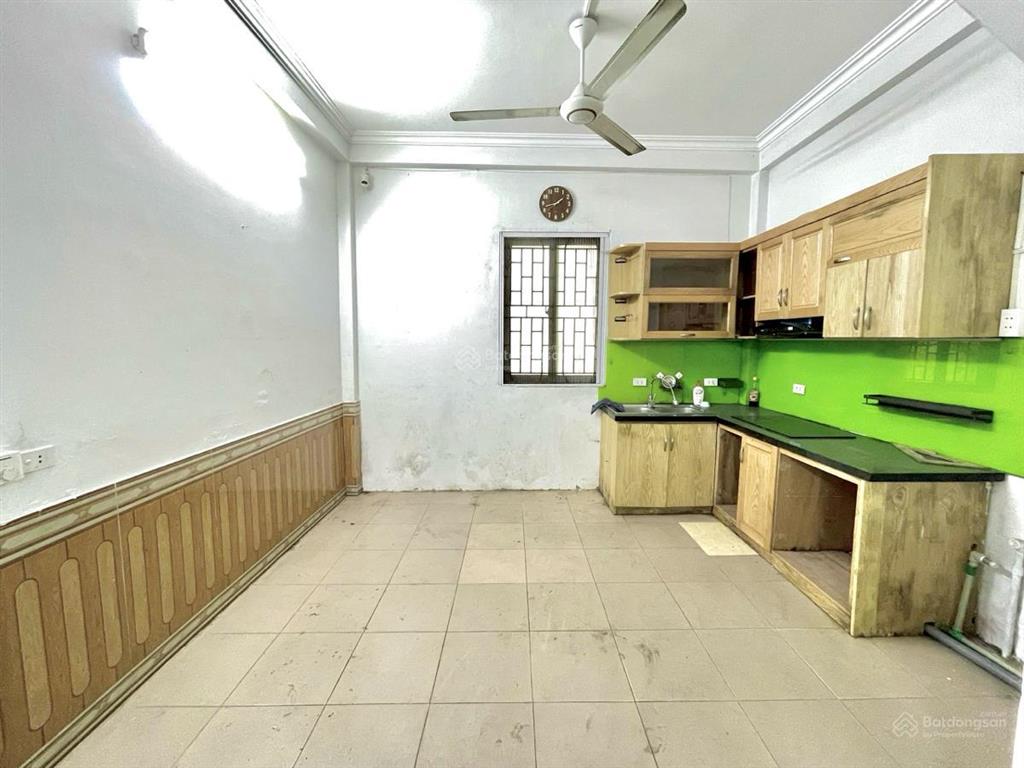 Trương định 45m 4n nhà dân xây , lô góc 3 thoáng , khung cột chắc chắn , sáng thoáng , ngõ ba gác