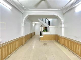 Trương định 45m 4n nhà dân xây , lô góc 3 thoáng , khung cột chắc chắn , sáng thoáng , ngõ ba gác