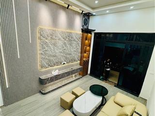 Nhà đẹp gốc đề 45m 5 tầng 4 ngủ dòng tiền 18tr/ tháng . gần chợ trường tiện ích đầy đủ phù hợp ở