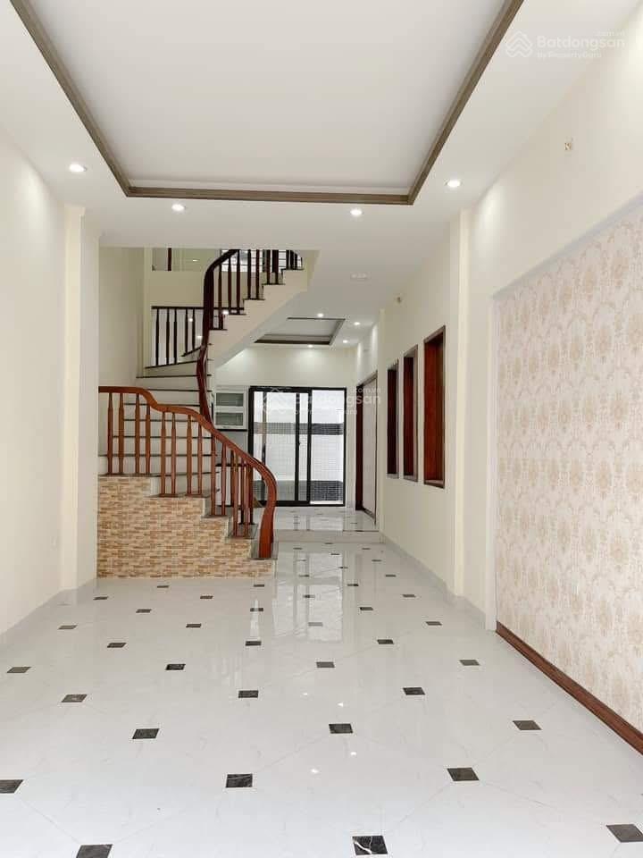 Ở sướng minh khai 48m  5 tầng  5 ngủ  giá 8.5 tỷ gần ô tô, tiện ích xung quanh đầy đủ