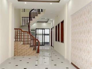 Ở sướng minh khai 48m  5 tầng  5 ngủ  giá 8.5 tỷ gần ô tô, tiện ích xung quanh đầy đủ