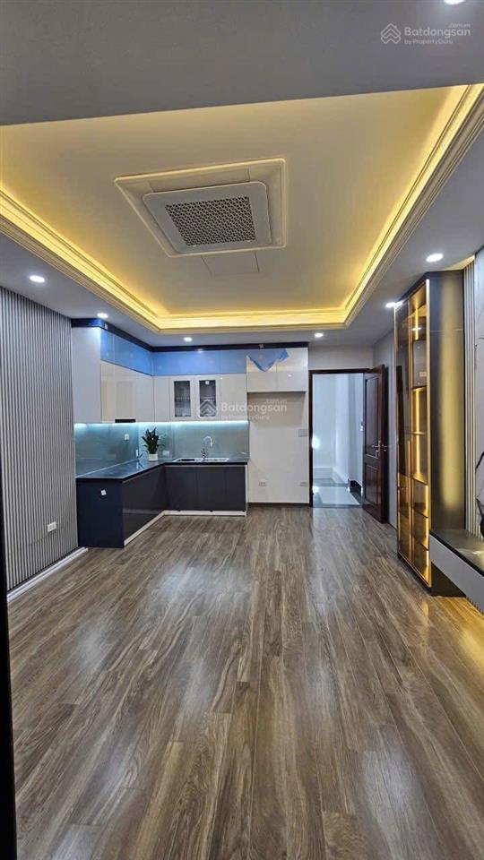 Quá hiếm. tân mai  nguyễn chính ô tô tránh vào nhà kinh doanh mọi loại hình, lô góc 45m  5 tầng