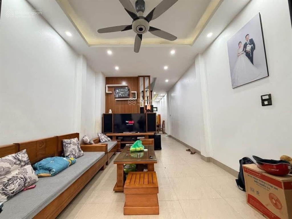 Ở sướng. phân lô đại từ 48m2  6 p ngủ  chỉ 8.6 tỷ gần chợ trường tiện ích đủ cả, phù hợp gđ đông