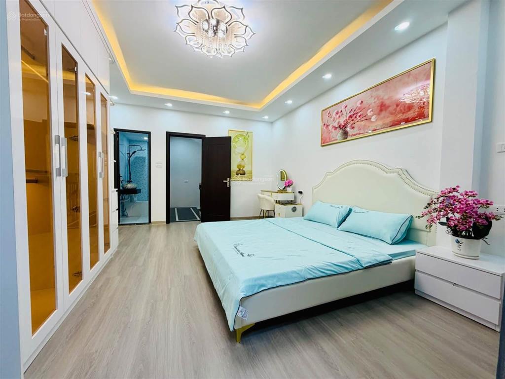 Cực ngon! lương khánh thiện 7 tầng thang máy, cách 1 nhà ra phố xây mới hiện đại full nội thất
