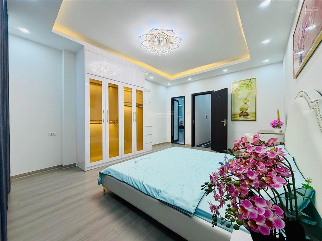 Cực ngon! lương khánh thiện 7 tầng thang máy, cách 1 nhà ra phố xây mới hiện đại full nội thất