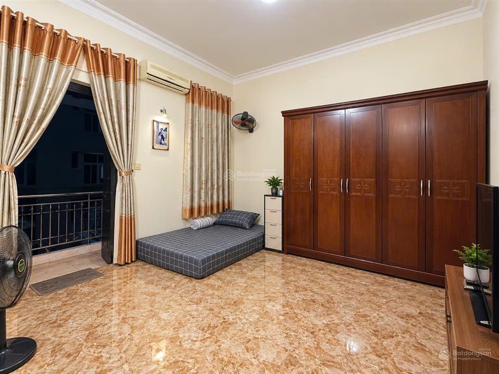 Nhà lô góc võ thị sáu, ngõ thông 50m ra hồ, 55m2 sổ đẹp, ko quy hoạch
