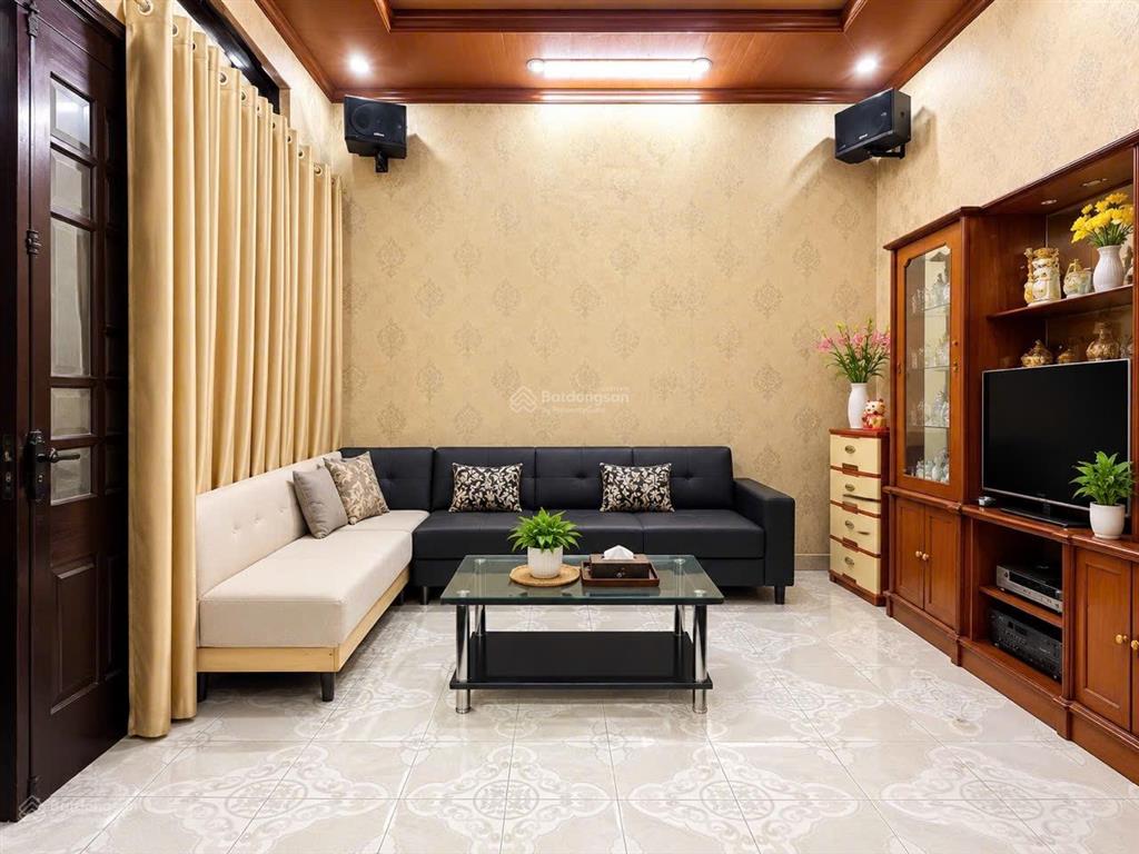 Nhà lô góc võ thị sáu, ngõ thông 50m ra hồ, 55m2 sổ đẹp, ko quy hoạch