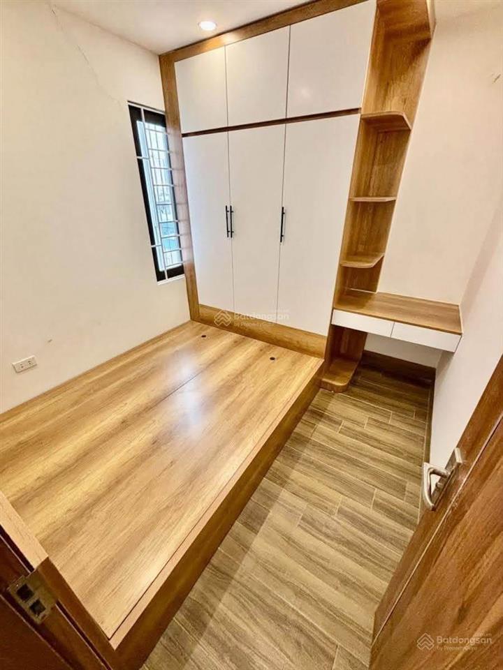 Rất hiếm. căn ccmn hoàng mai 50m2  2n  1 vs cách phố 15m full nội thất, gần trường chợ các cấp