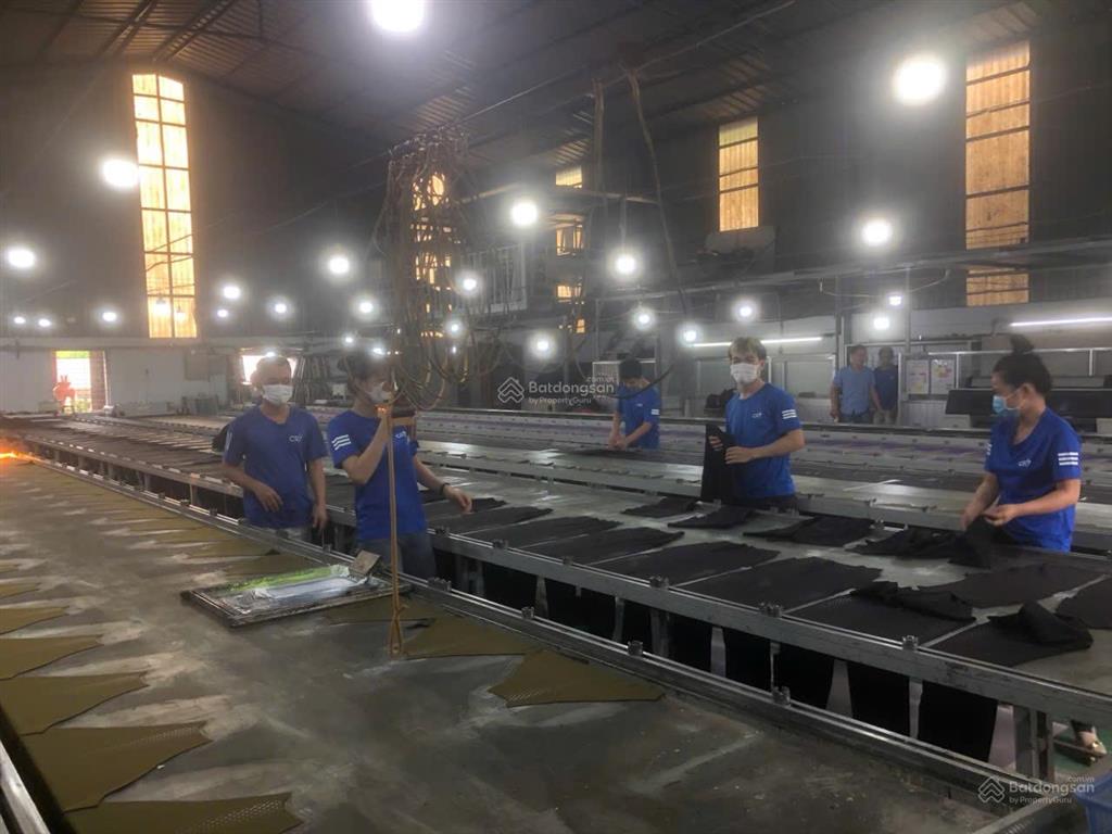 Cần sang nhượng ,cho thuê lại xưởng in lụa.
với diện tích hơn 400m2 và 1 gác hơn 100m2 kiên cố....