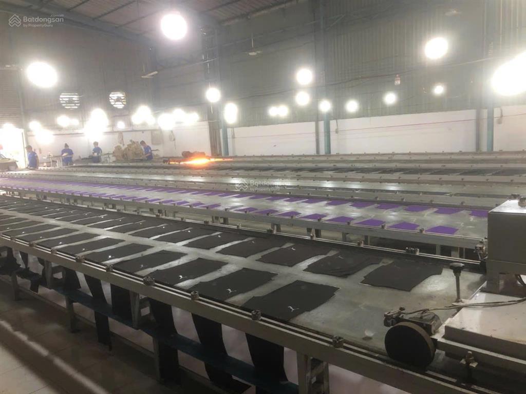 Cần sang nhượng ,cho thuê lại xưởng in lụa.
với diện tích hơn 400m2 và 1 gác hơn 100m2 kiên cố....