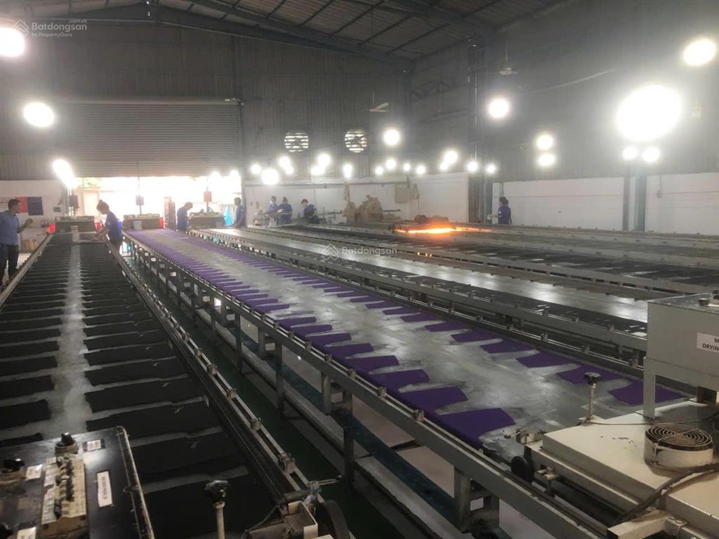 Cần sang nhượng ,cho thuê lại xưởng in lụa.
với diện tích hơn 400m2 và 1 gác hơn 100m2 kiên cố....